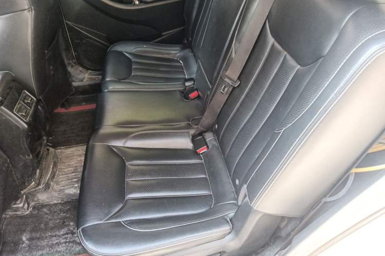 Used Dongfeng Fengon 580 2020 1.5T CVT Luxury Edition Left Rear Seat