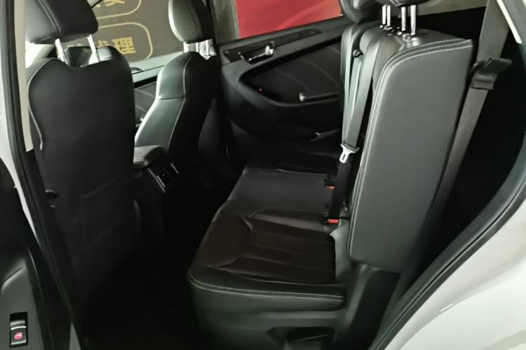 Used Dongfeng Fengon 580 2020 1.5T CVT Luxury Edition Left Rear Seat
