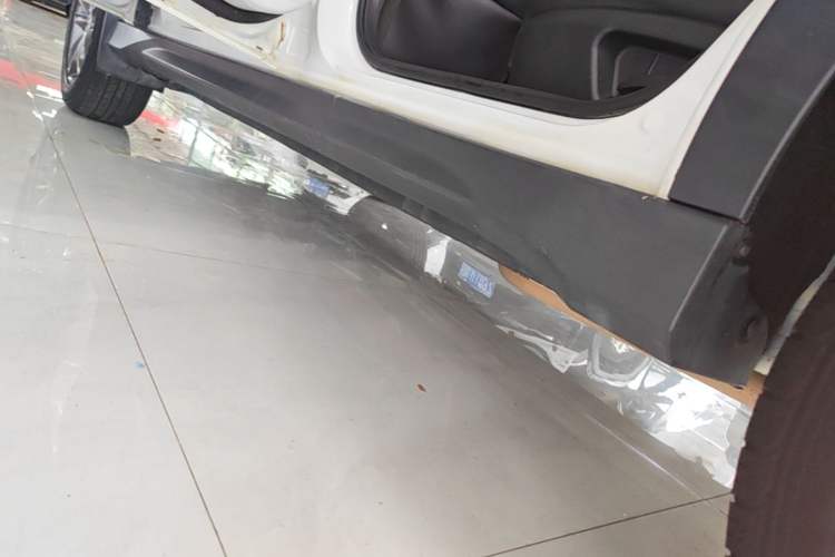 Used Dongfeng Fengon 580 2020 1.5T CVT Luxury Edition Left Side Sill