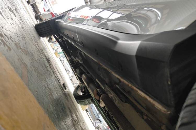 Used Dongfeng Fengon 580 2020 1.8L Manual Comfort Model Left Side Sill