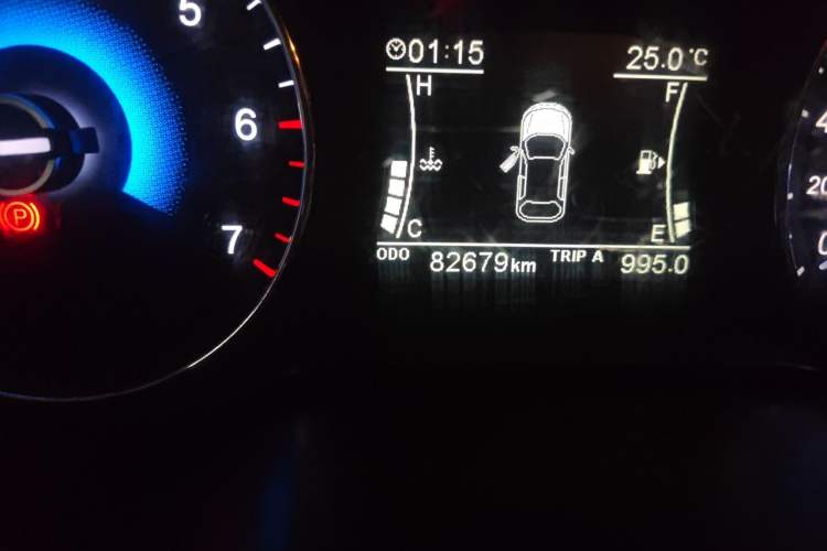 Used Dongfeng Fengon 580 2020 1.8L Manual Comfort Model Odometer Close Up