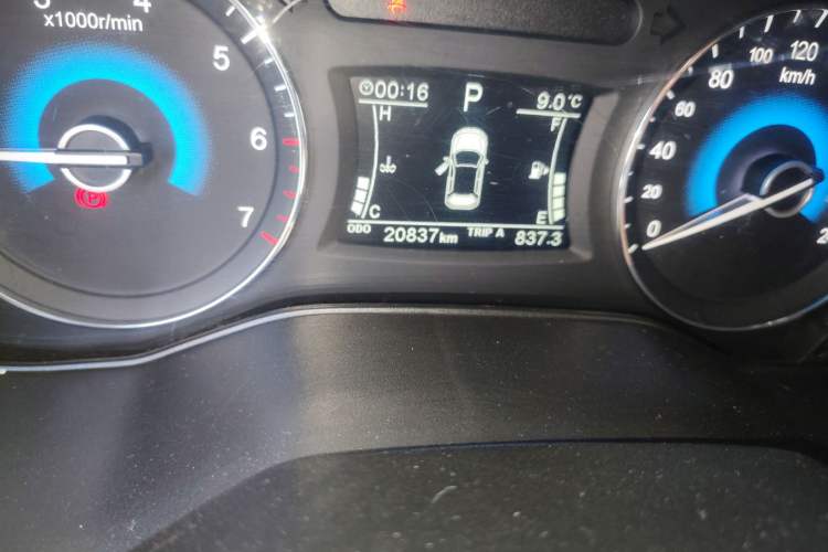 Used Dongfeng Fengon 580 2020 1.5T CVT Luxury Edition Odometer Close Up