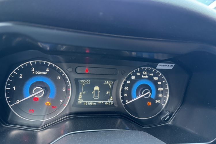 Used Dongfeng Fengon 580 2020 1.8L Manual Comfort Model Odometer Close Up