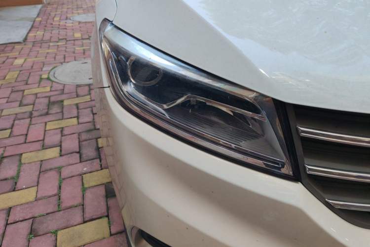 Used Dongfeng Fengon 580 2020 1.5T CVT Luxury Edition Right Front Headlight