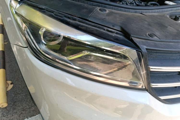 Used Dongfeng Fengon 580 2020 1.5T CVT Luxury Edition Right Front Headlight