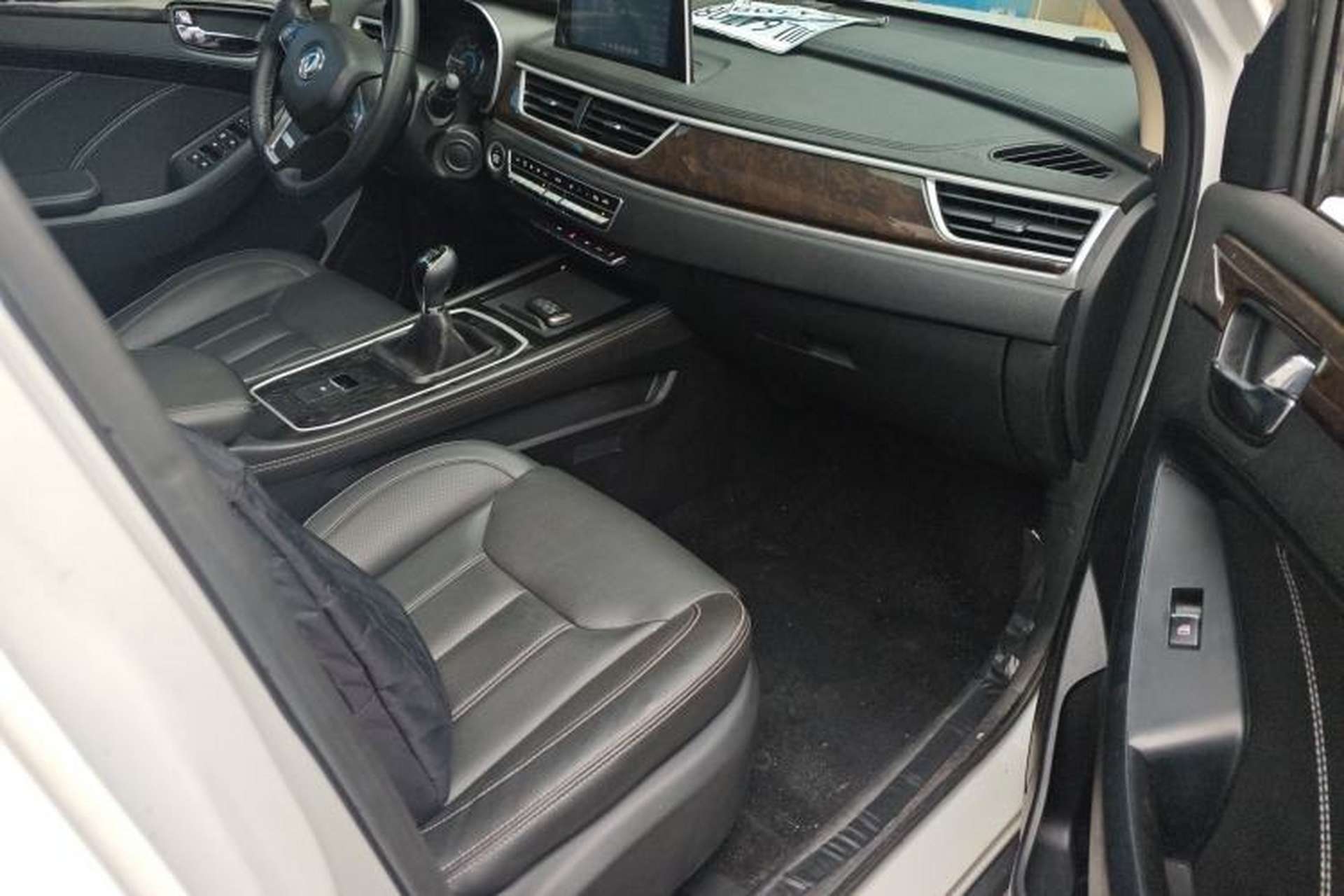Used Dongfeng Fengon 580 2020 1.5T Manual Luxury Version Right Front Seat