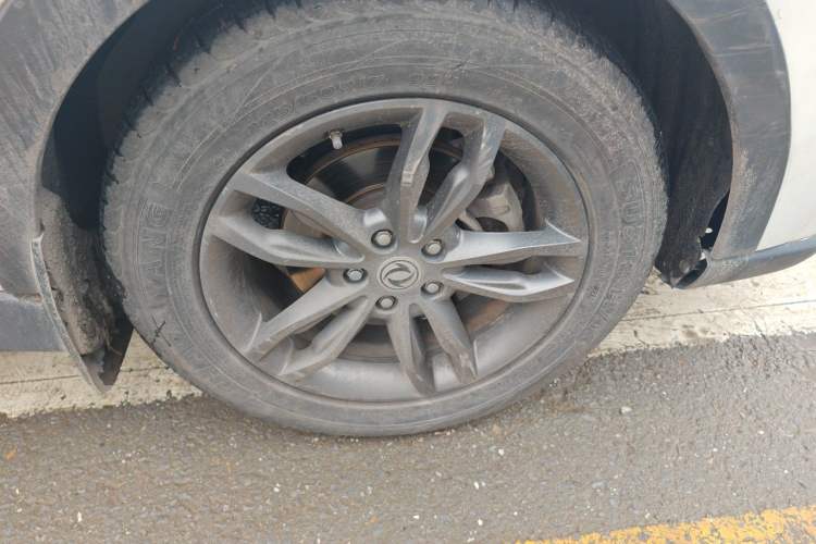 Used Dongfeng Fengon 580 2020 1.5T CVT Luxury Edition Right Front Wheel Hub