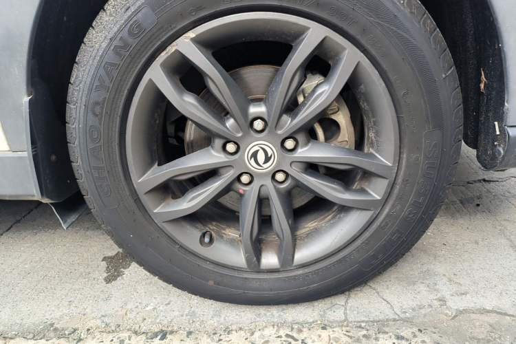 Used Dongfeng Fengon 580 2020 1.5T CVT Luxury Edition Right Front Wheel Hub