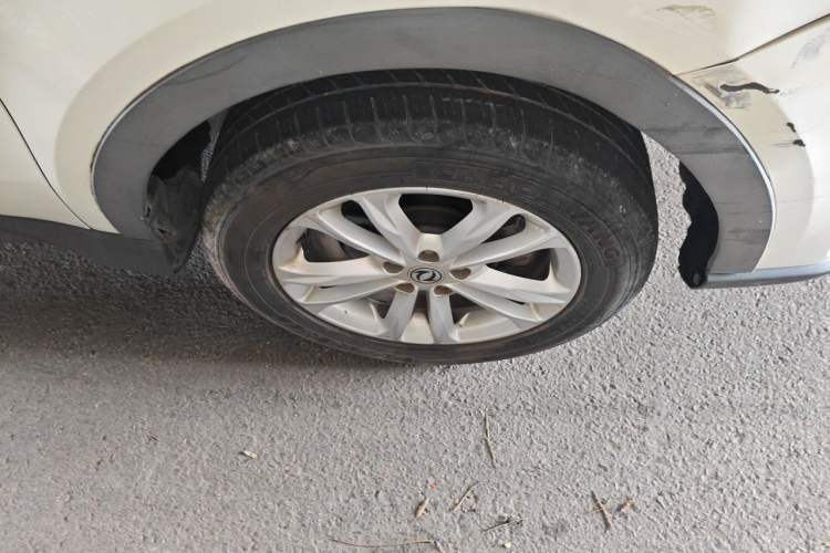 Used Dongfeng Fengon 580 2020 1.8L Manual Comfort Model Right Front Wheel Hub