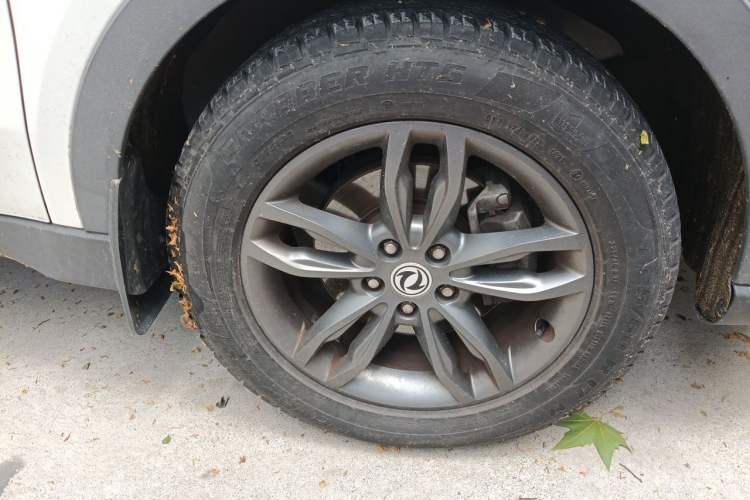Used Dongfeng Fengon 580 2020 1.5T CVT Luxury Edition Right Front Wheel Hub