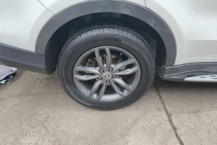 Used Dongfeng Fengon 580 2020 1.5T CVT Luxury Edition Right Rear Wheel Hub