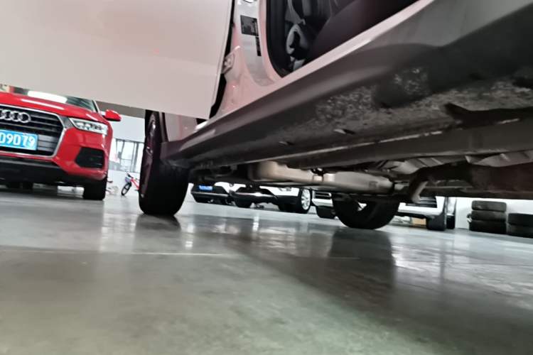 Used Dongfeng Fengon 580 2020 1.5T CVT Luxury Edition Right Side Sill