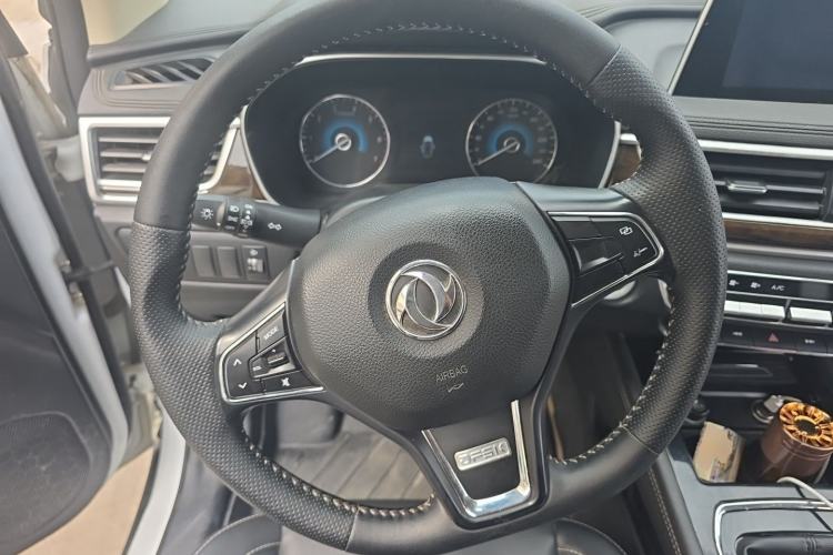Used Dongfeng Fengon 580 2020 1.5T Manual Luxury Version Steering Wheel