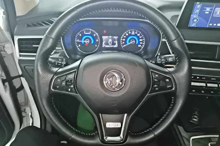 Used Dongfeng Fengon 580 2020 1.5T CVT Luxury Edition Steering Wheel