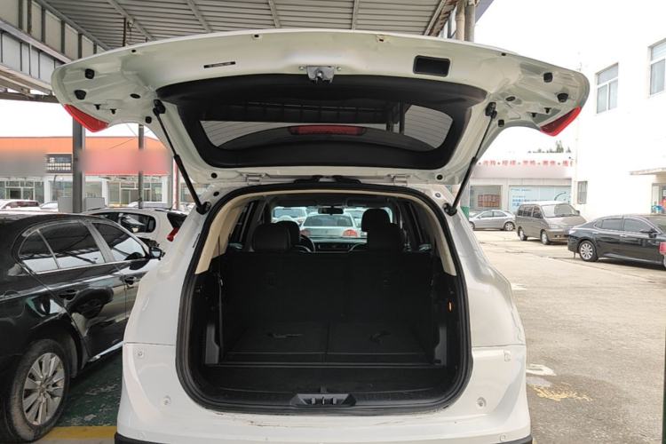 Used Dongfeng Fengon 580 2020 1.8L Manual Comfort Model Trunk