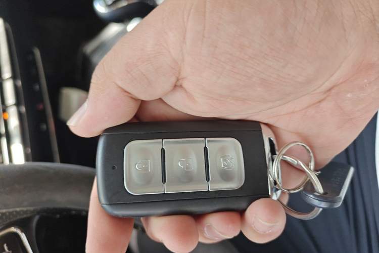 Used Dongfeng Fengon 580 2020 1.5T Manual Luxury Version Vehicle Key