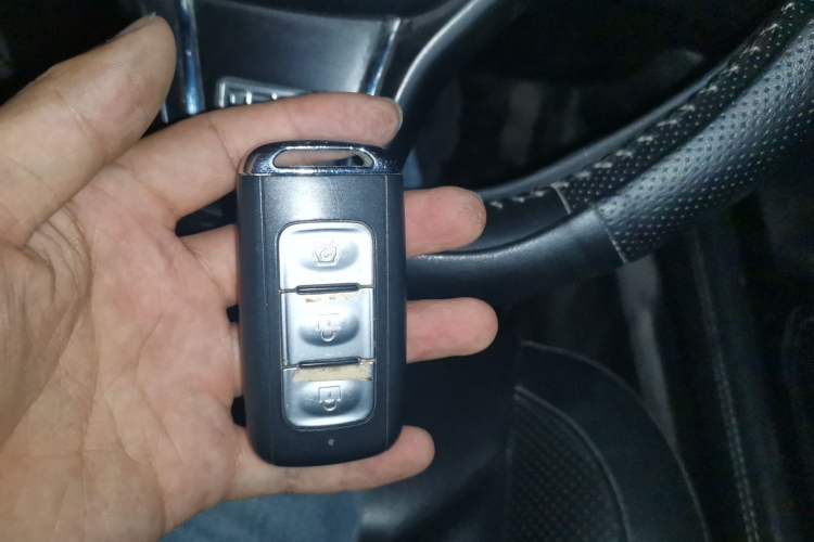 Used Dongfeng Fengon 580 2020 1.5T CVT Luxury Edition Vehicle Key