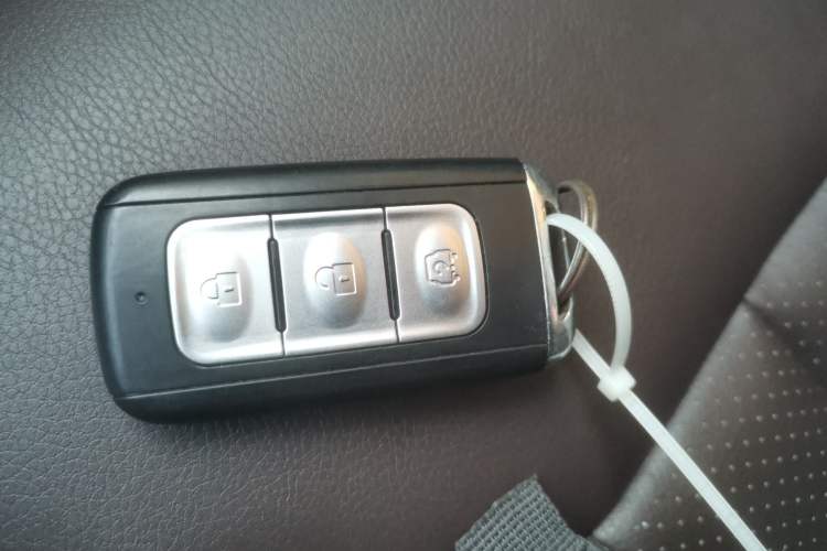 Used Dongfeng Fengon 580 2020 1.5T CVT Luxury Edition Vehicle Key