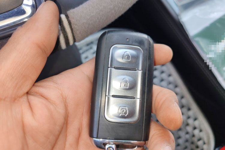 Used Dongfeng Fengon 580 2020 1.5T CVT Luxury Edition Vehicle Key
