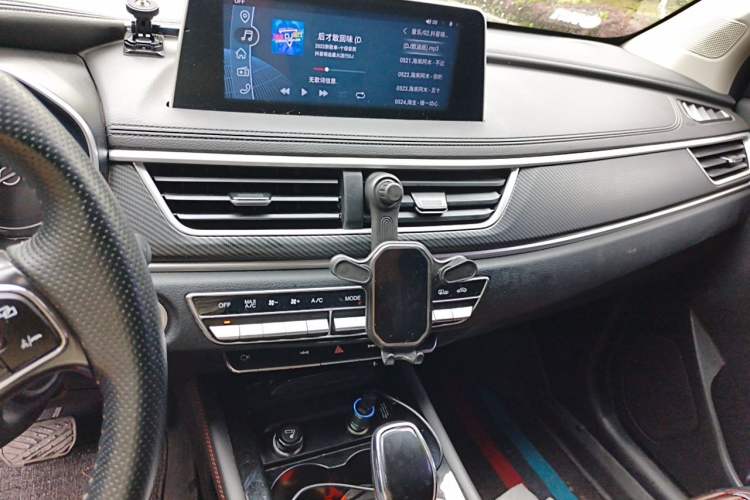 Used Dongfeng Fengon 580 2021 Revised ☆ Star Edition 1.5T Automatic Luxury Version Audio And AC Panel