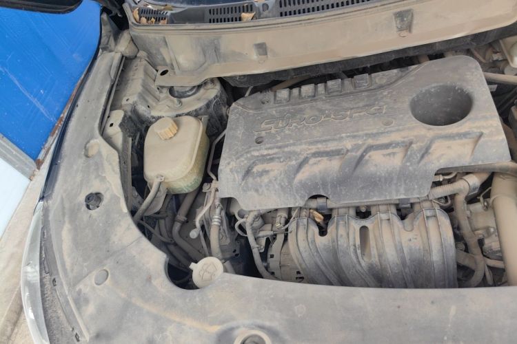 Used Dongfeng Fengon 580 2021 ☆ Star Edition 1.8L Manual Elite Version Engine Bay Right