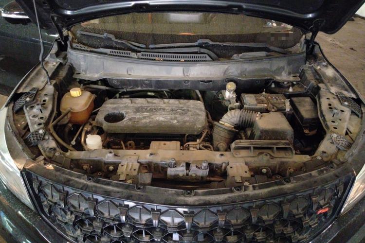Used Dongfeng Fengon 580 2021 Revised ☆ Star Edition 1.5T Automatic Luxury Version Engine Bay