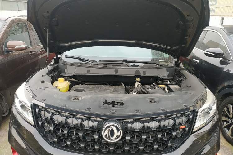 Used Dongfeng Fengon 580 2021 Revised ☆ Star Edition 1.5T Automatic Luxury Version Engine Bay