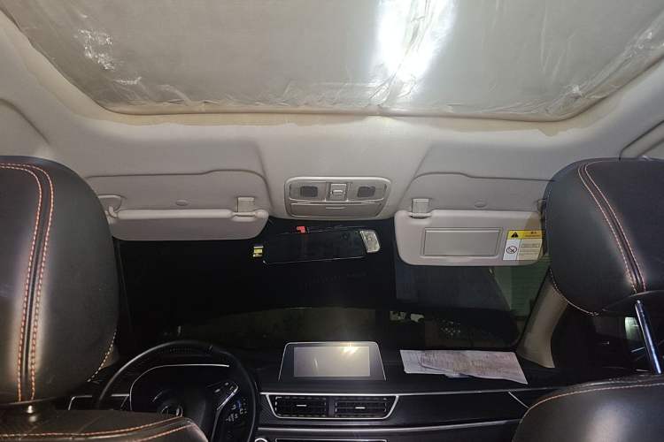 Used Dongfeng Fengon 580 2021 Revised ☆ Star Edition 1.5T Manual Luxury Version Headliner