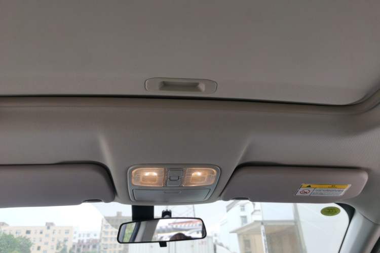 Used Dongfeng Fengon 580 2021 Revised ☆ Star Edition 1.5T Automatic Luxury Version Headliner
