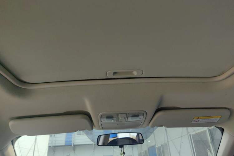 Used Dongfeng Fengon 580 2021 ☆ Star Edition 1.8L Manual Elite Version Headliner