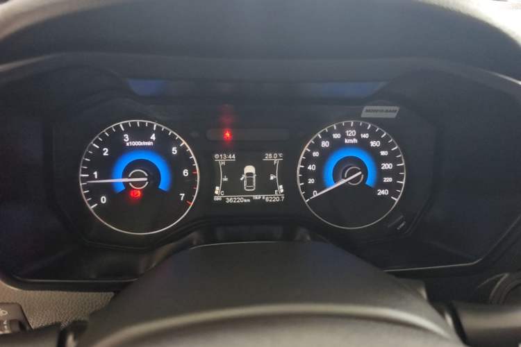 Used Dongfeng Fengon 580 2021 Revised ☆ Star Edition 1.8L Manual Elite Version Instrument Cluster