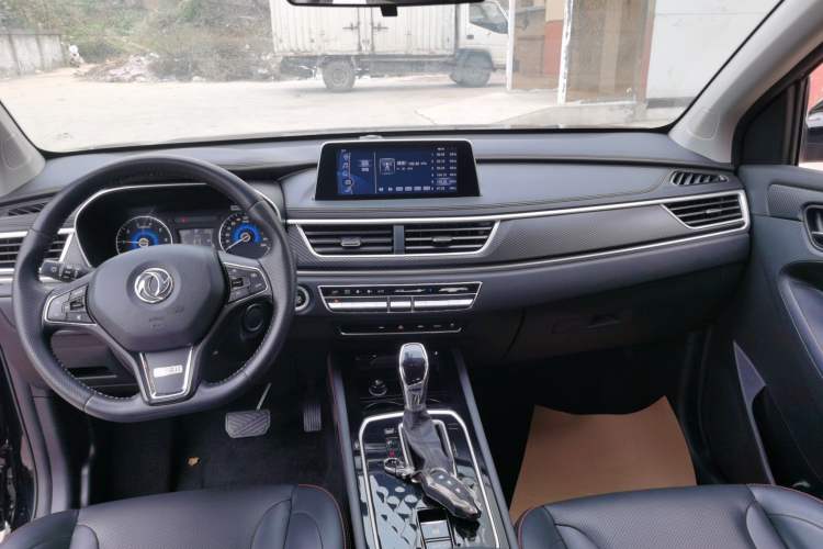 Used Dongfeng Fengon 580 2021 Revised ☆ Star Edition 1.5T Automatic Luxury Version Interior 1