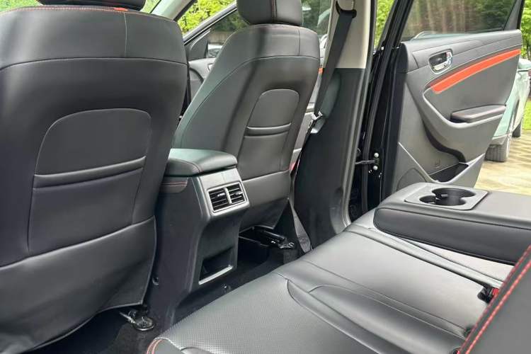 Used Dongfeng Fengon 580 2021 Revised Edition ☆ Star Version 1.5 TGDI Automatic Prestige Grade Interior 2