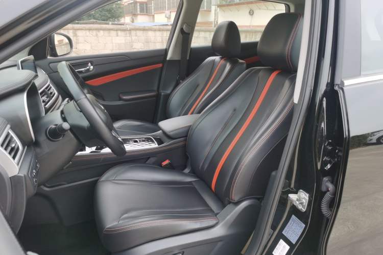 Used Dongfeng Fengon 580 2021 Revised ☆ Star Edition 1.5T Automatic Luxury Version Interior 3