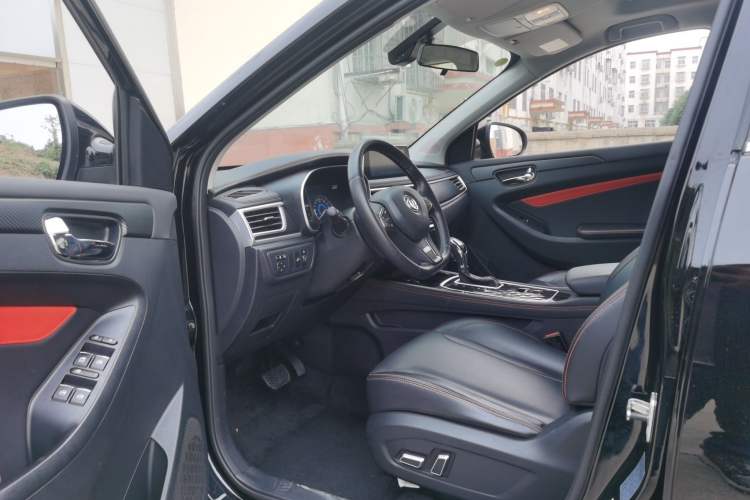 Used Dongfeng Fengon 580 2021 Revised ☆ Star Edition 1.5T Automatic Luxury Version Interior 4
