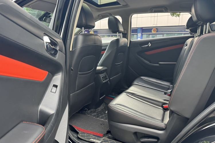 Used Dongfeng Fengon 580 2021 Revised ☆ Star Edition 1.5T Automatic Luxury Version Interior 4