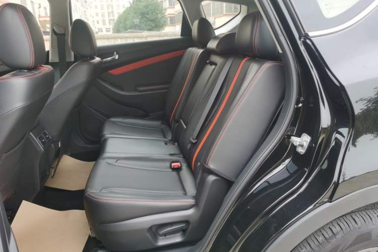 Used Dongfeng Fengon 580 2021 Revised ☆ Star Edition 1.5T Automatic Luxury Version Interior 5