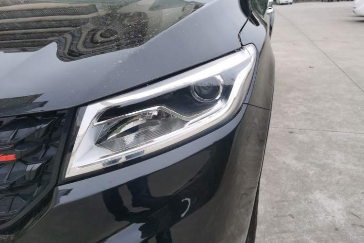 Used Dongfeng Fengon 580 2021 Revised ☆ Star Edition 1.5T Automatic Luxury Version Left Front Headlight