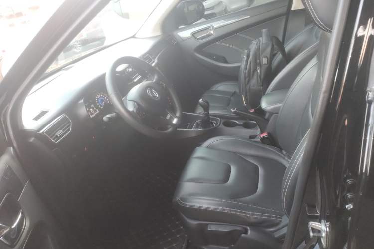 Used Dongfeng Fengon 580 2021 Revised ☆ Star Edition 1.8L Manual Elite Version Left Front Seat