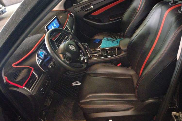 Used Dongfeng Fengon 580 2021 Revised ☆ Star Edition 1.5T Automatic Luxury Version Left Front Seat