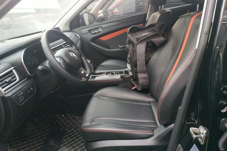 Used Dongfeng Fengon 580 2021 Revised ☆ Star Edition 1.5T Automatic Luxury Version Left Front Seat