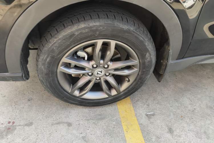 Used Dongfeng Fengon 580 2021 Revised Edition ☆ Star Version 1.5 TGDI Automatic Prestige Grade Left Front Wheel Hub