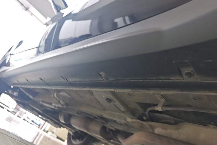 Used Dongfeng Fengon 580 2021 Revised ☆ Star Edition 1.8L Manual Elite Version Left Side Sill