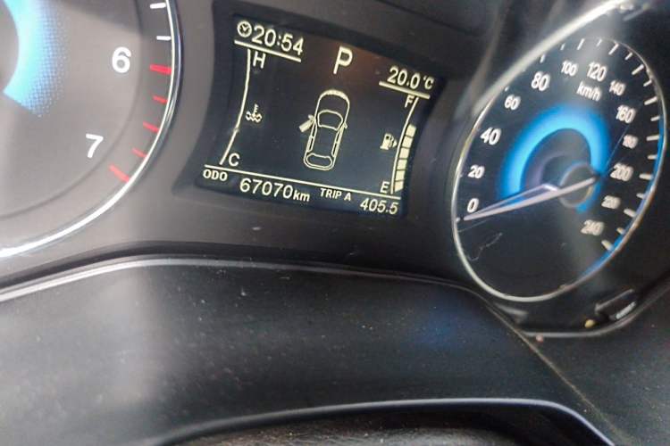 Used Dongfeng Fengon 580 2021 Revised ☆ Star Edition 1.5T Automatic Luxury Version Odometer Close Up