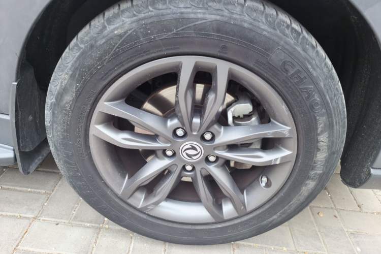 Used Dongfeng Fengon 580 2021 Revised Edition ☆ Star Version 1.5 TGDI Automatic Prestige Grade Right Front Wheel Hub