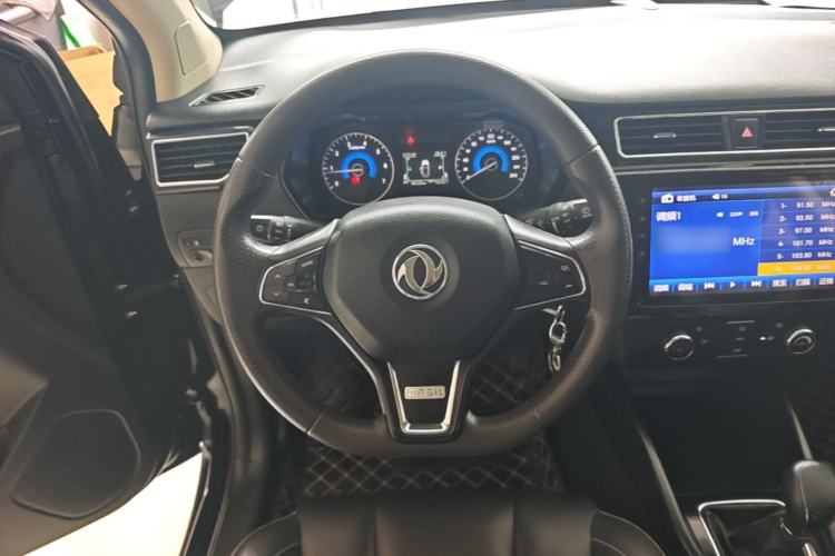 Used Dongfeng Fengon 580 2021 Revised ☆ Star Edition 1.8L Manual Elite Version Steering Wheel