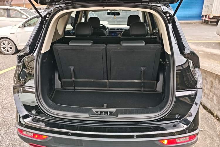 Used Dongfeng Fengon 580 2021 Revised ☆ Star Edition 1.8L Manual Elite Version Trunk