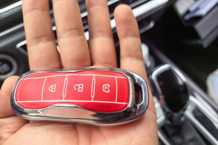 Used Dongfeng Fengon 580 2021 Revised Edition ☆ Star Version 1.5 TGDI Automatic Prestige Grade Vehicle Key