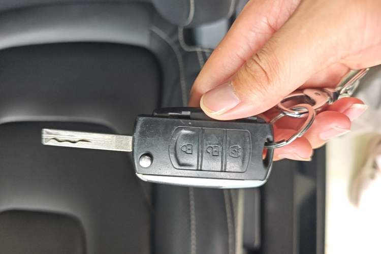 Used Dongfeng Fengon 580 2021 Revised ☆ Star Edition 1.8L Manual Elite Version Vehicle Key
