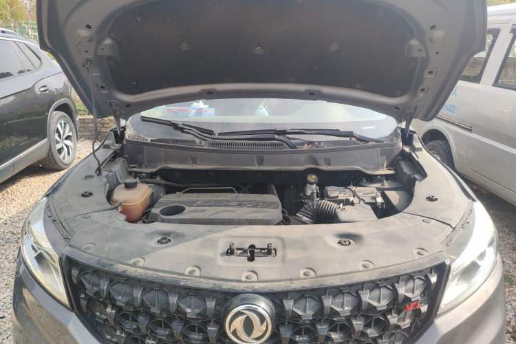 Used Dongfeng Fengon 580 2021 Revised ☆ Star Edition 1.5T Manual Luxury Version Engine Bay